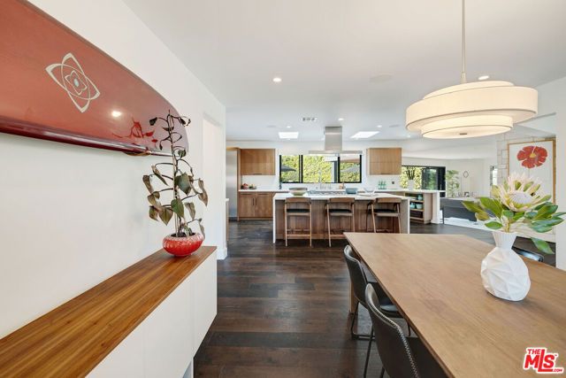 375 Camino De Las Colinas, Redondo Beach, CA 90277