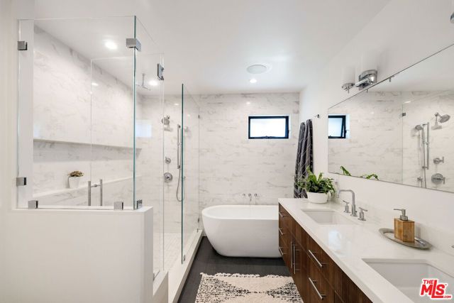 375 Camino De Las Colinas, Redondo Beach, CA 90277