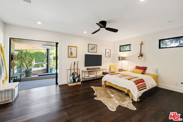 375 Camino De Las Colinas, Redondo Beach, CA 90277