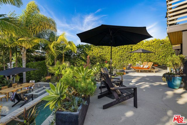 375 Camino De Las Colinas, Redondo Beach, CA 90277