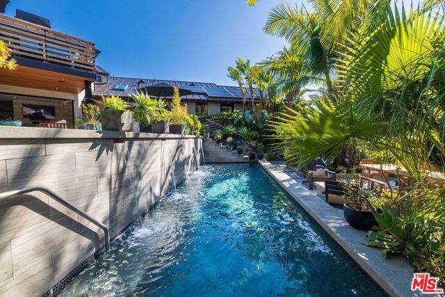 375 Camino De Las Colinas, Redondo Beach, CA 90277