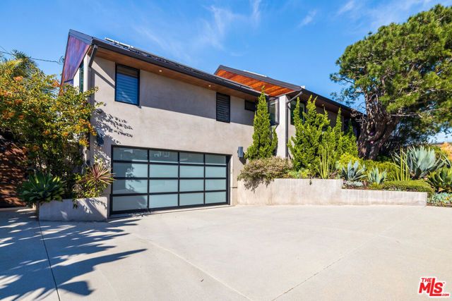 375 Camino De Las Colinas, Redondo Beach, CA 90277