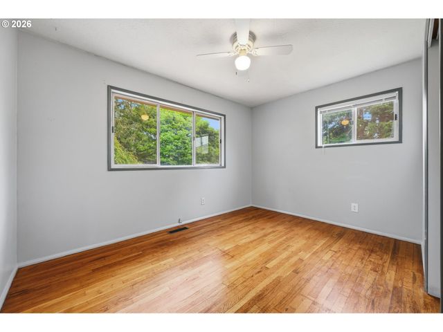 1330 Se 168TH Pl, Portland, OR 97233