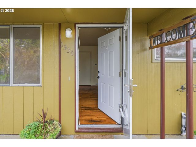 1330 Se 168TH Pl, Portland, OR 97233