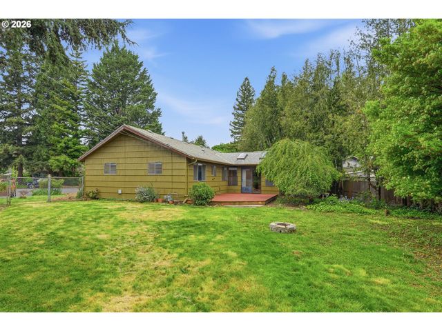 1330 Se 168TH Pl, Portland, OR 97233