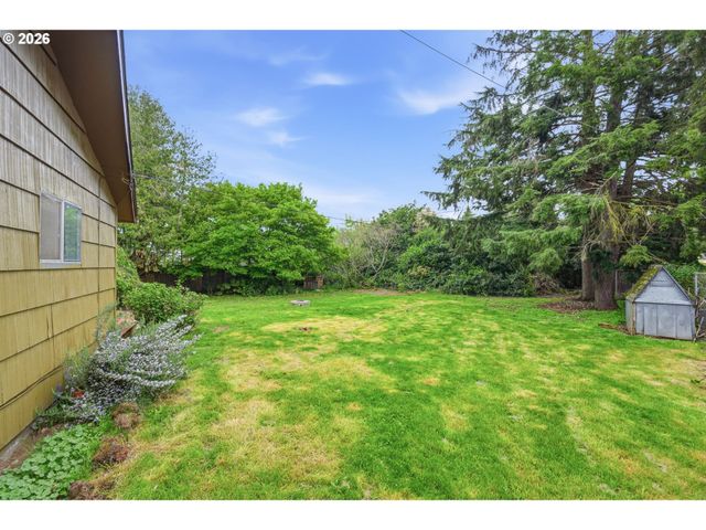 1330 Se 168TH Pl, Portland, OR 97233