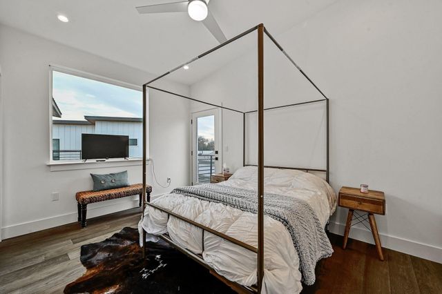 201 Tillery SQ 2, Austin, TX 78702