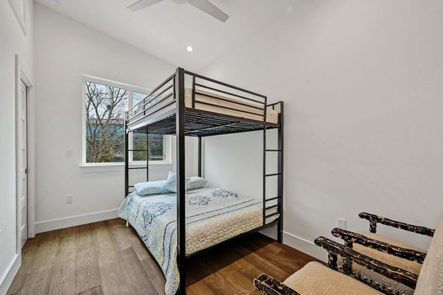 201 Tillery SQ 2, Austin, TX 78702