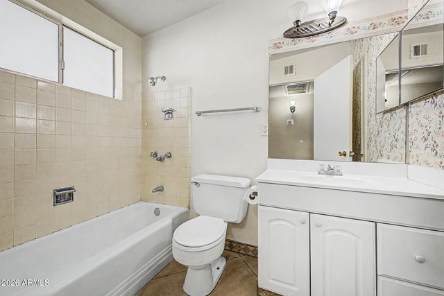 10405 W PEORIA Avenue, Sun City, AZ 85351