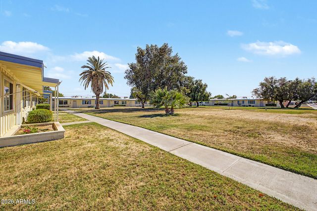 10405 W PEORIA Avenue, Sun City, AZ 85351