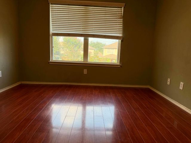 11030 Knobbley Oak Court, Houston, TX 77065