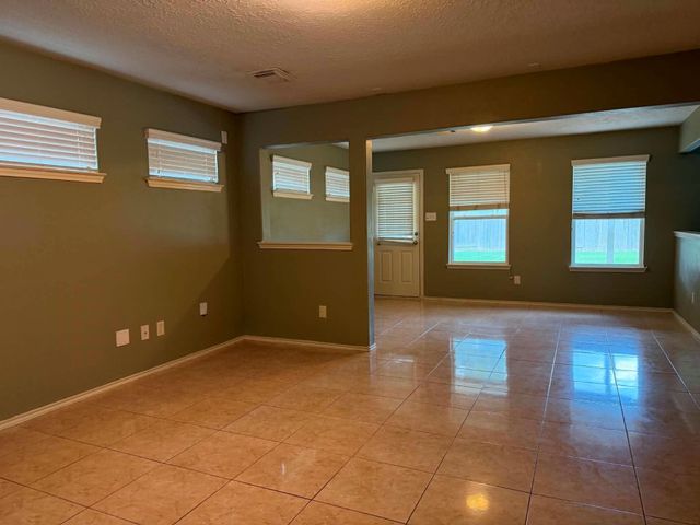 11030 Knobbley Oak Court, Houston, TX 77065
