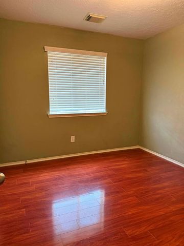 11030 Knobbley Oak Court, Houston, TX 77065