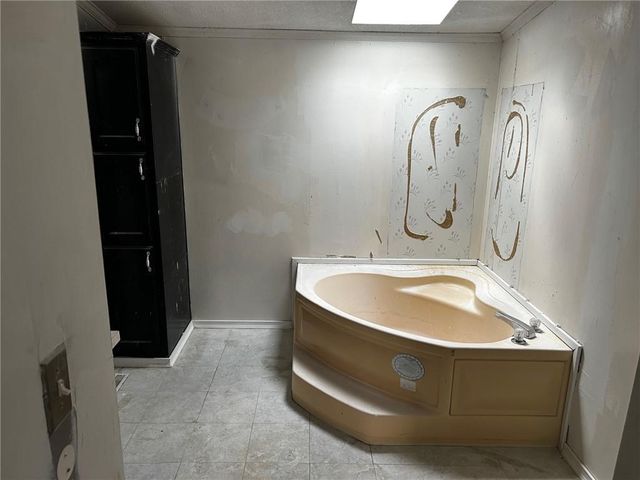 7135 NW Kidder Road, Kidder, MO 64649