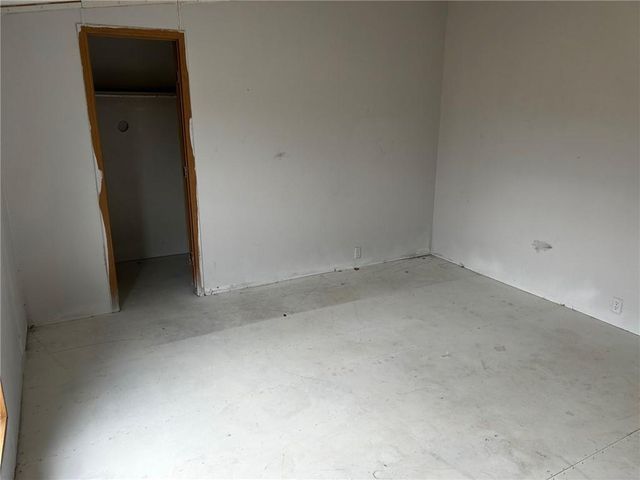 7135 NW Kidder Road, Kidder, MO 64649