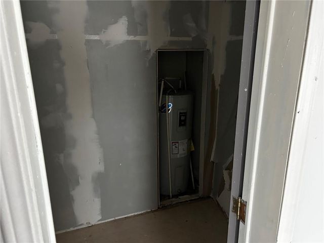 7135 NW Kidder Road, Kidder, MO 64649