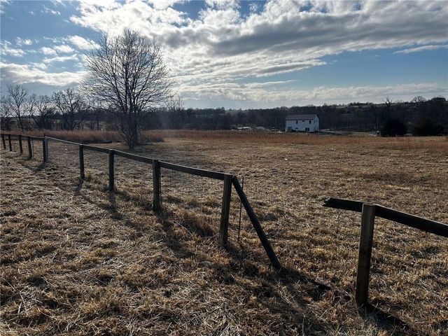 7135 NW Kidder Road, Kidder, MO 64649