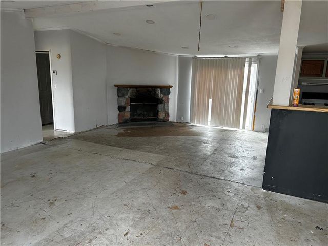 7135 NW Kidder Road, Kidder, MO 64649