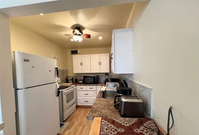 191 Markham I 191, Deerfield Beach, FL 33442