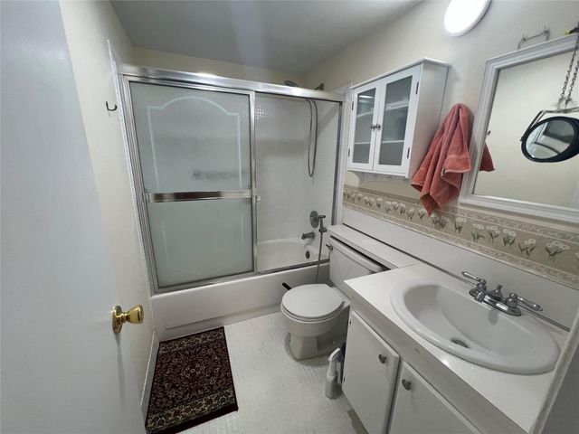 191 Markham I 191, Deerfield Beach, FL 33442