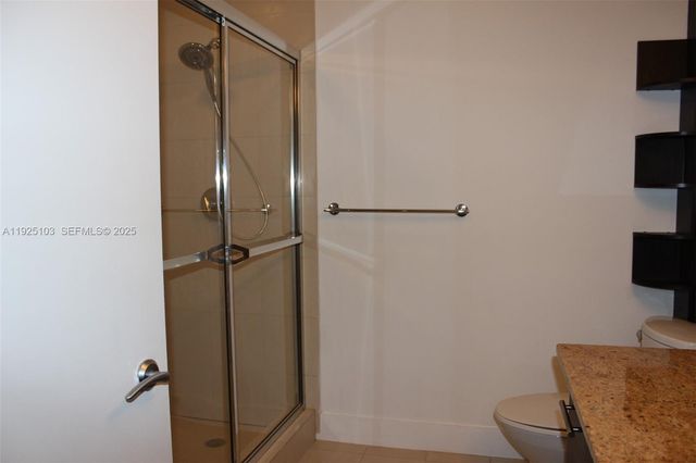 3029 NE 188th St 411, Aventura, FL 33180