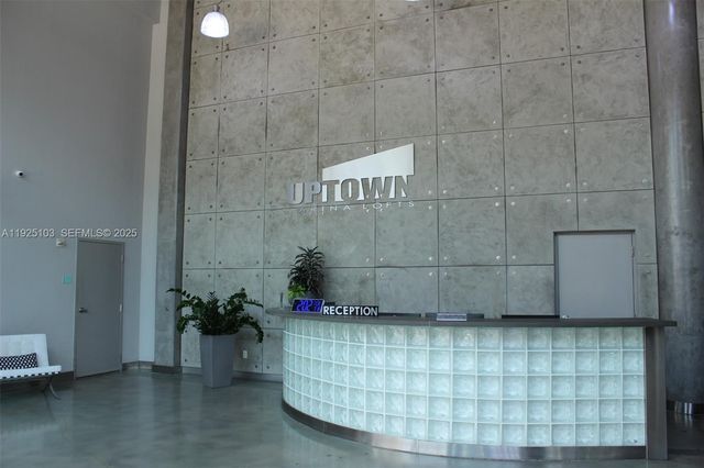 3029 NE 188th St 411, Aventura, FL 33180