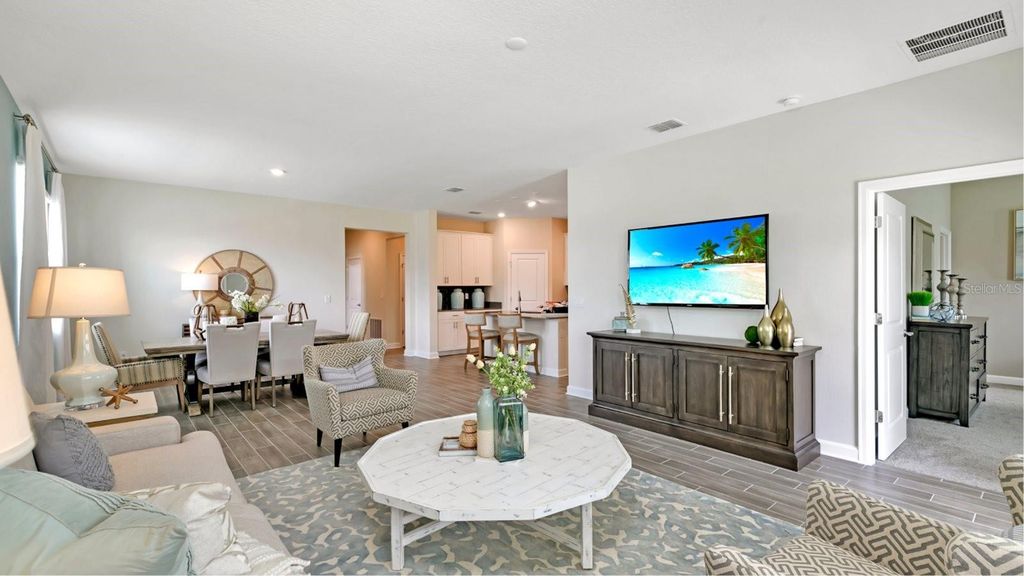 Image 3 of property listing at 3273 WHOLENESS WAY, Clermont, FL 34714