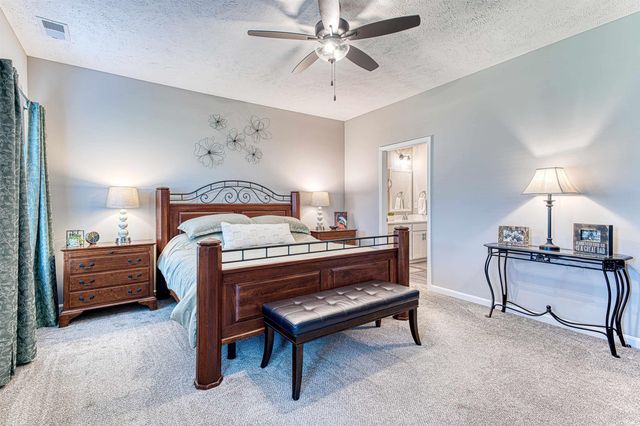 19228 Braeburn Drive, Evansville, IN 47725