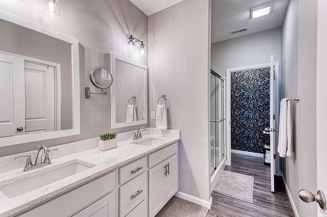 19228 Braeburn Drive, Evansville, IN 47725