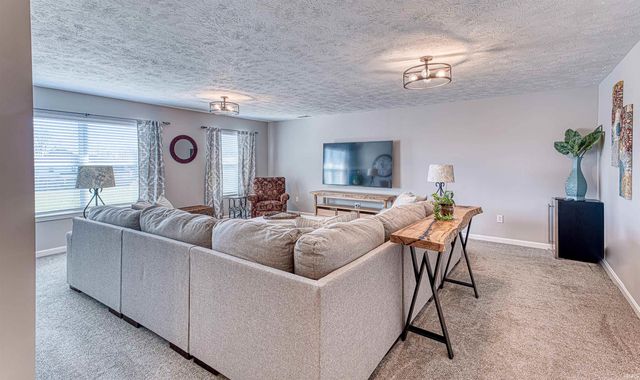 19228 Braeburn Drive, Evansville, IN 47725