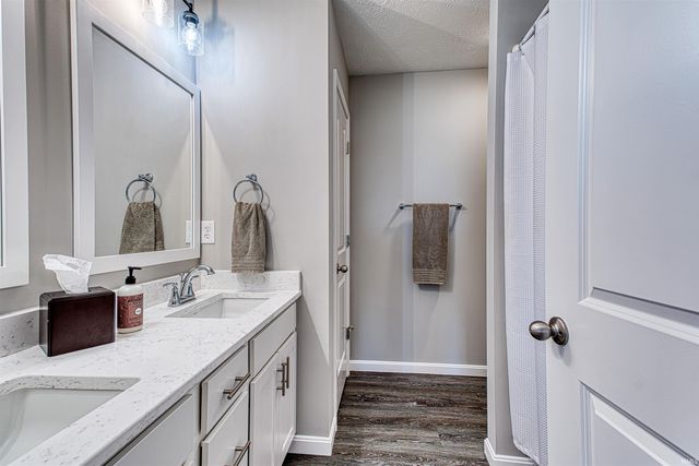 19228 Braeburn Drive, Evansville, IN 47725