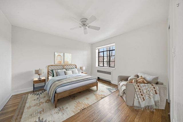 114 Evans Rd 5, Boston, MA 02135