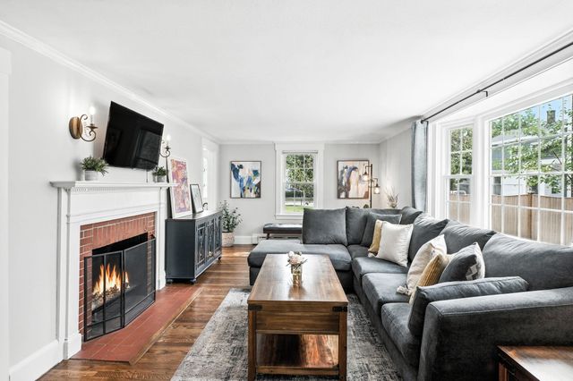 40 Courtland Street, Nashua, NH 03064