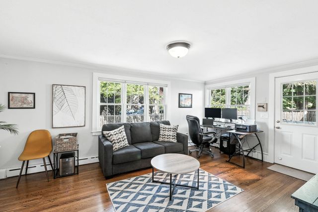 40 Courtland Street, Nashua, NH 03064