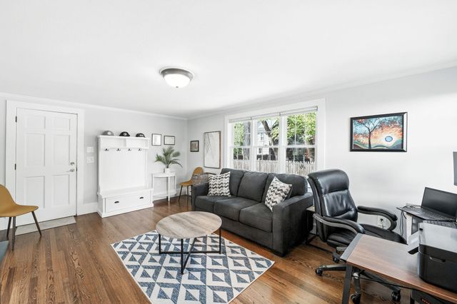 40 Courtland Street, Nashua, NH 03064