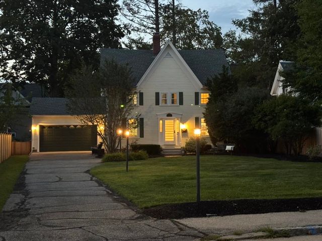 40 Courtland Street, Nashua, NH 03064