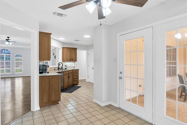 21 Woodland Dr., Longview, TX 75605