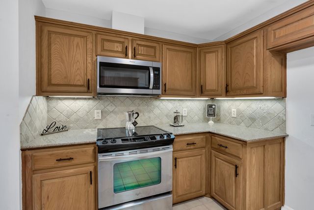 21 Woodland Dr., Longview, TX 75605