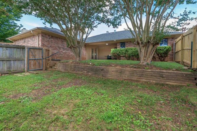 21 Woodland Dr., Longview, TX 75605