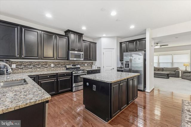 25707 BISHOP GROVE TER, Aldie, VA 20105