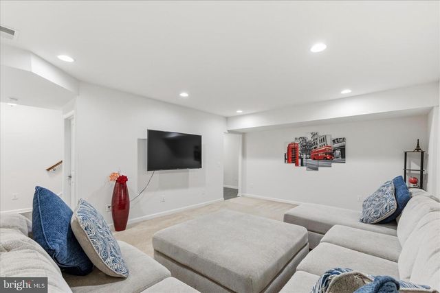 25707 BISHOP GROVE TER, Aldie, VA 20105