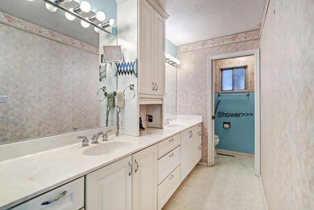 7716 Northridge Avenue NE, Albuquerque, NM 87109