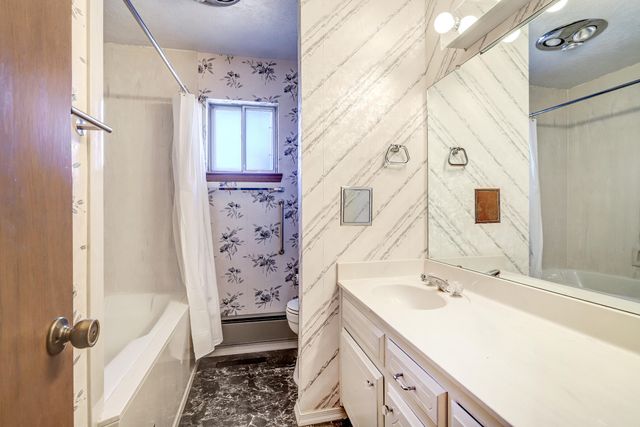 7716 Northridge Avenue NE, Albuquerque, NM 87109