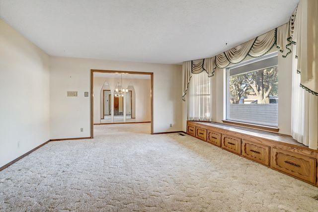 7716 Northridge Avenue NE, Albuquerque, NM 87109