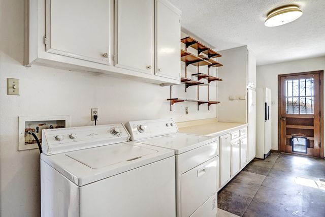 7716 Northridge Avenue NE, Albuquerque, NM 87109