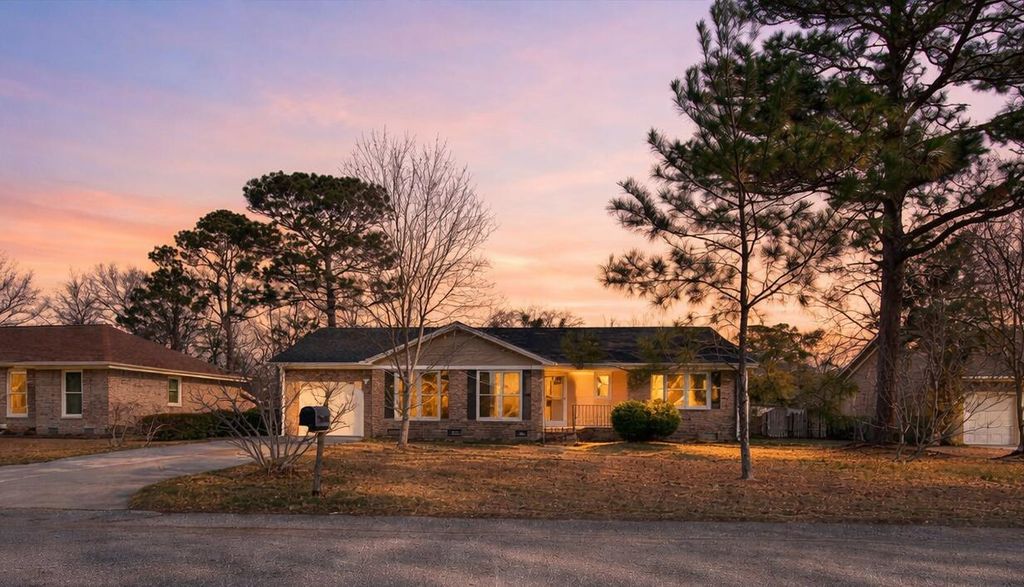 158 Westminster Boulevard, Goose Creek, SC 29445