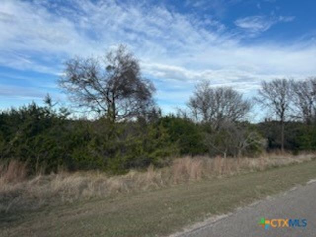1218 E Creekview Drive, Salado, TX 76571
