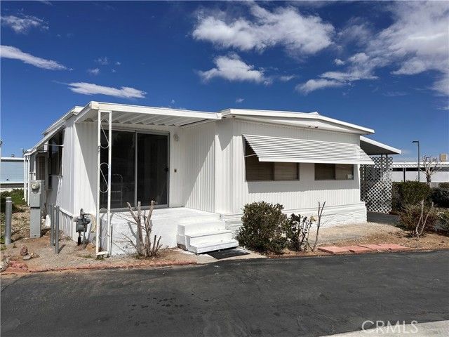14411 Palmdale Road 6, Victorville, CA 92392