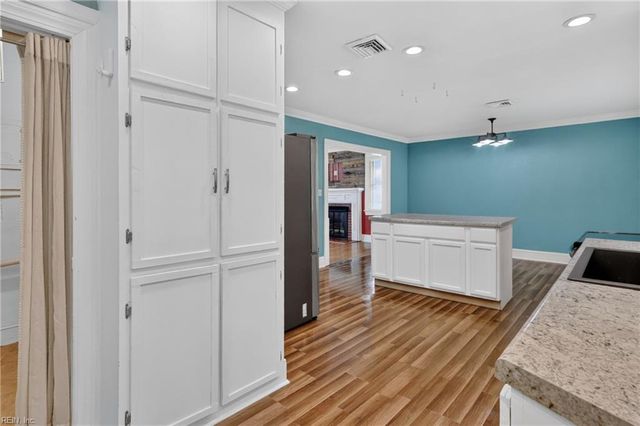 212 Kingsboro ST, Suffolk, VA 23434