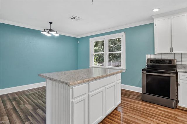 212 Kingsboro ST, Suffolk, VA 23434